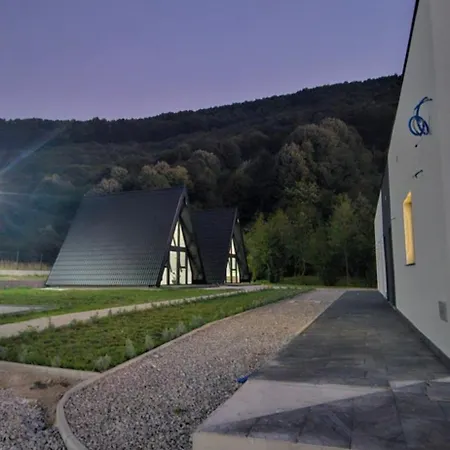 Nyaraló Golden A-frame 1 Bihać